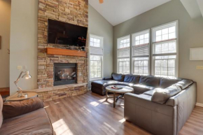 Hot Tub and Community Perks Big Boulder Lake Escape